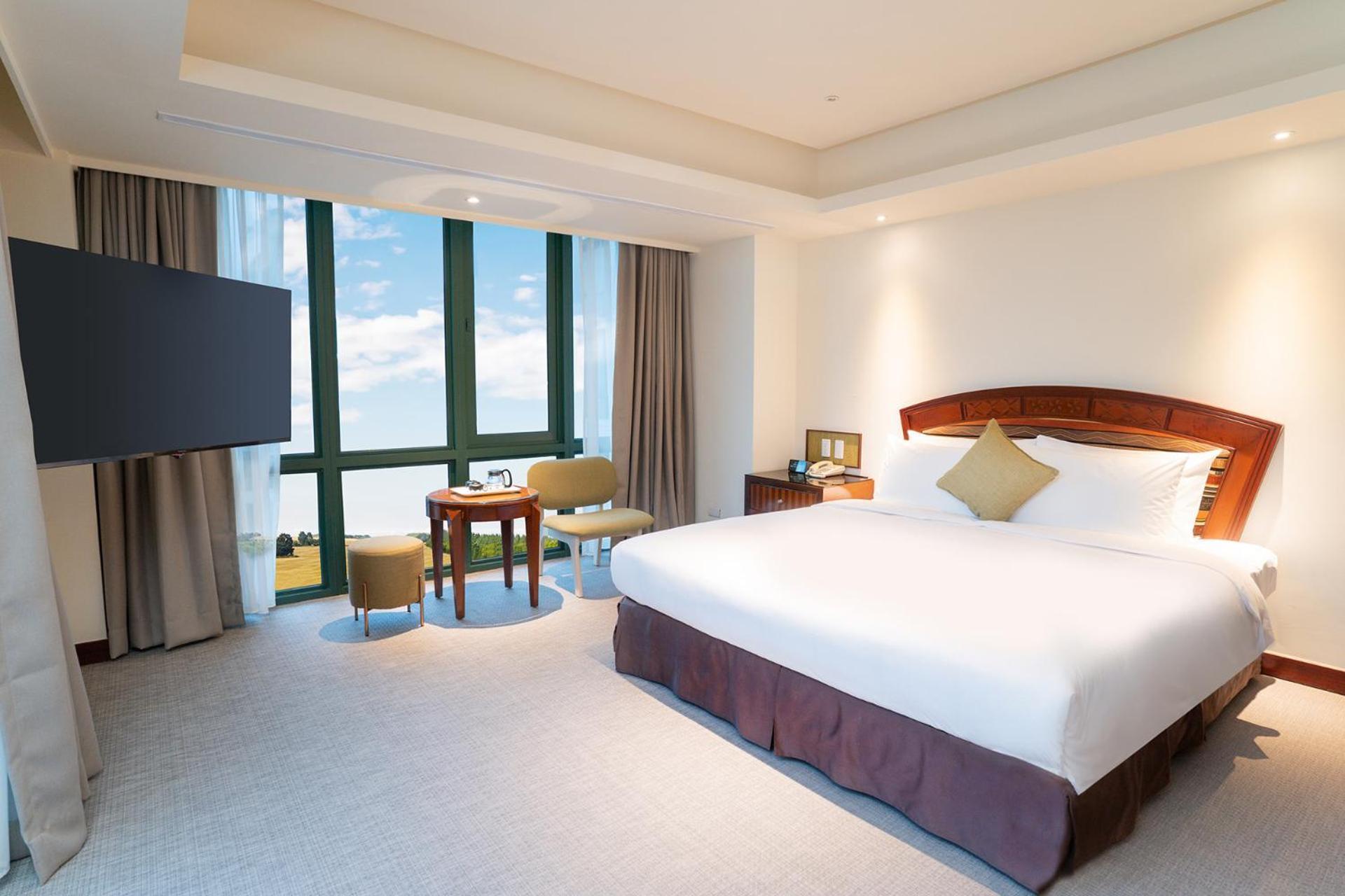 娜路弯大酒店 T'ai-tung 外观 照片 Deluxe Room
